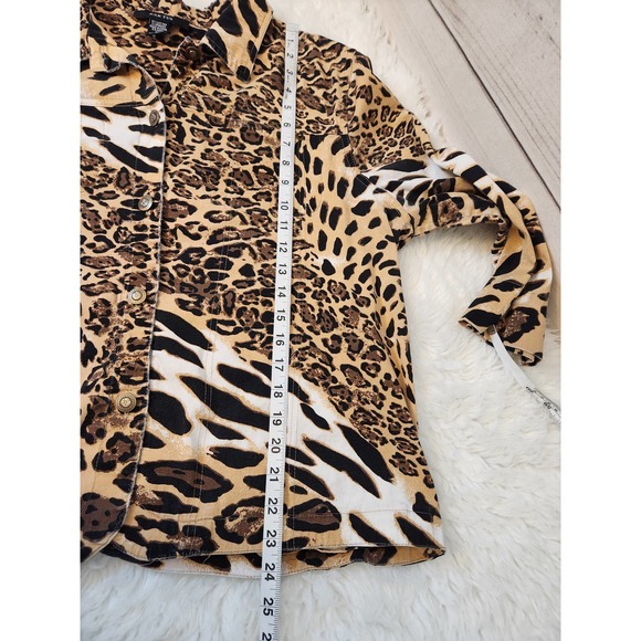 Kaktus Women's Brown Leopard Print Long Sleeve Front Button Blouse Top Size 2X - Picture 5 of 5